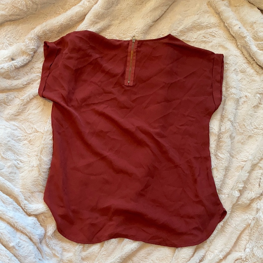 Deep rose blouse - Picture 3 of 5